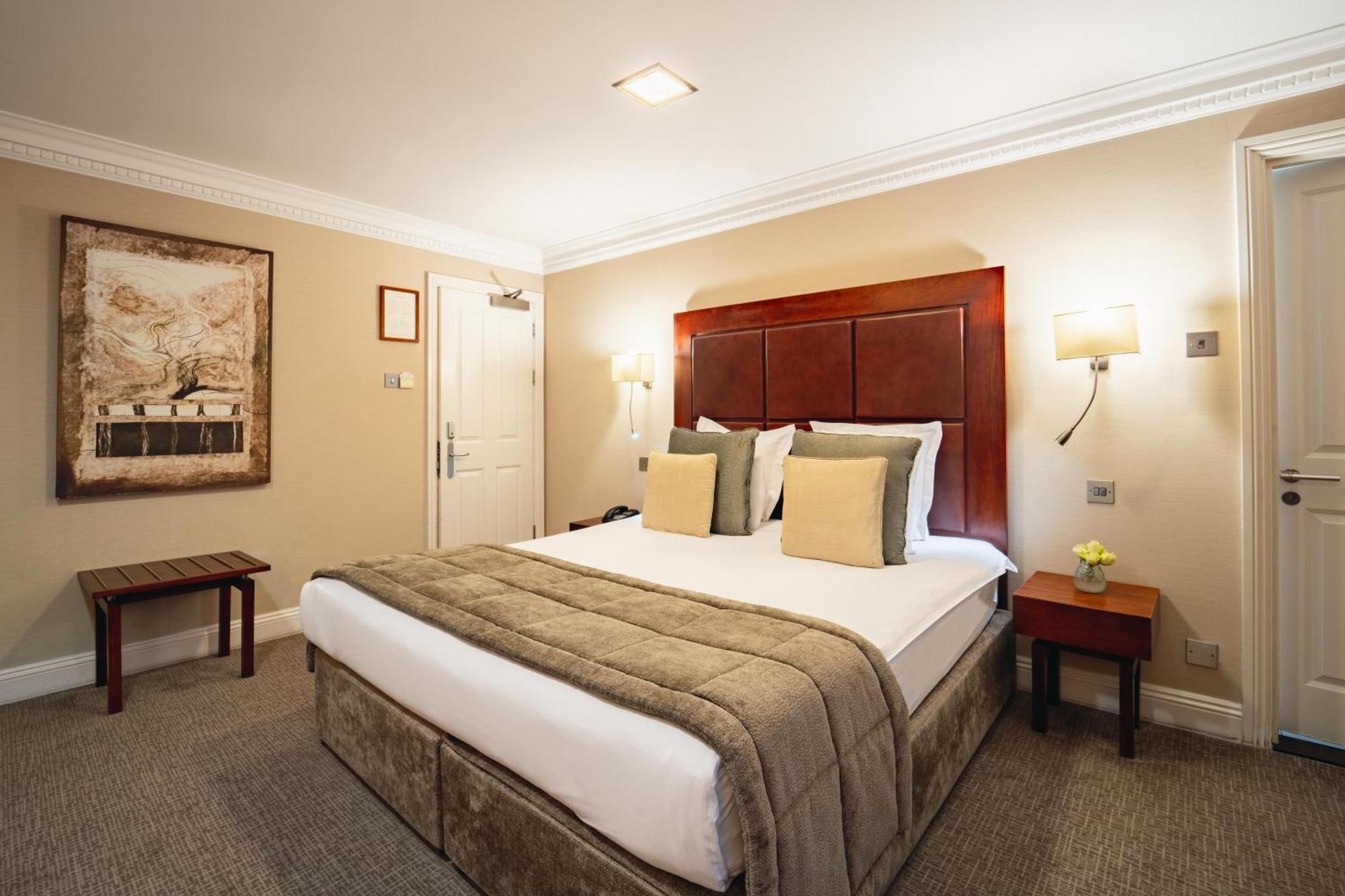 Grange Beauchamp Hotel 4*