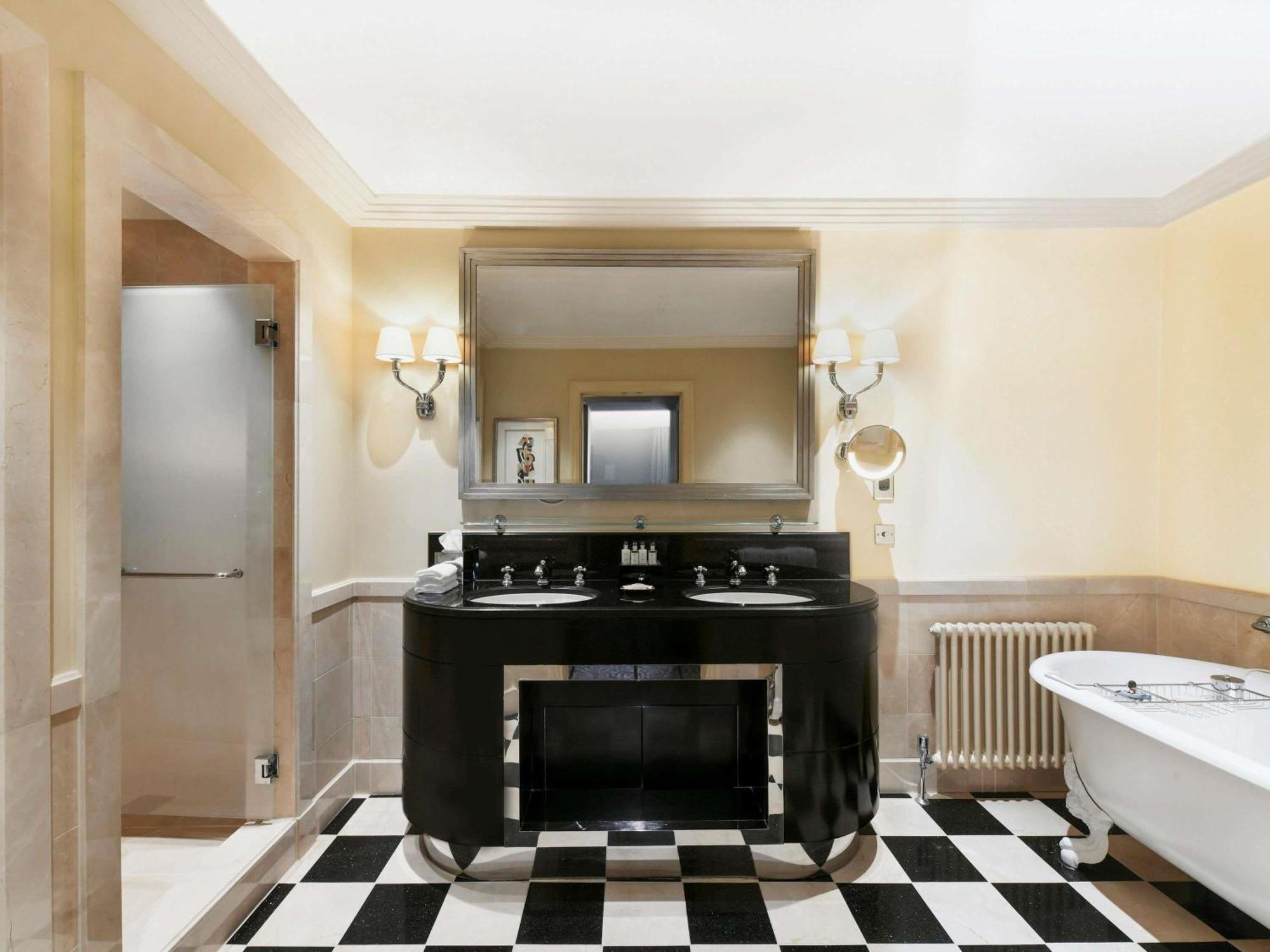 The Savoy 5*
