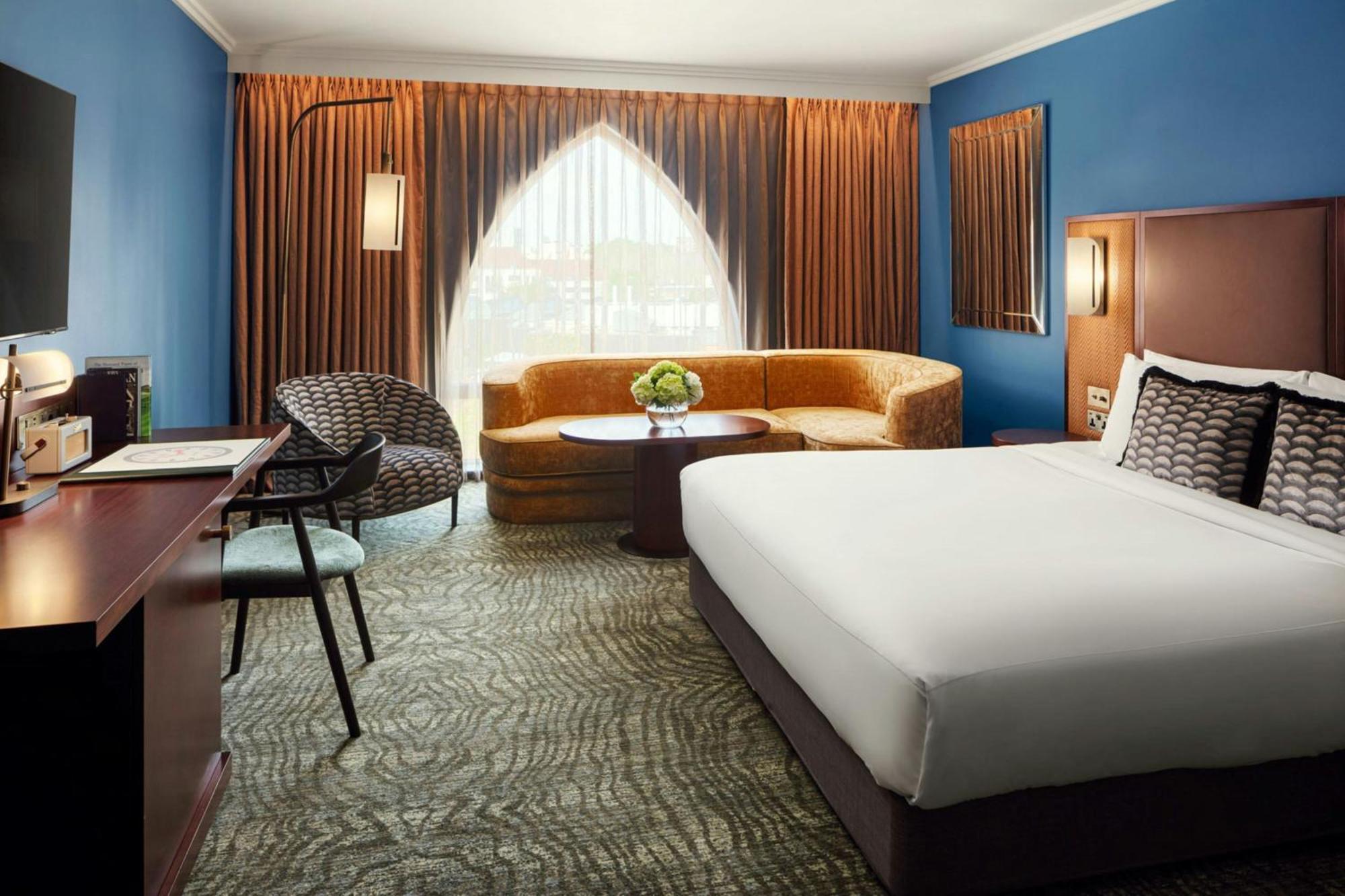 St. Pancras London, Autograph Collection 5* London