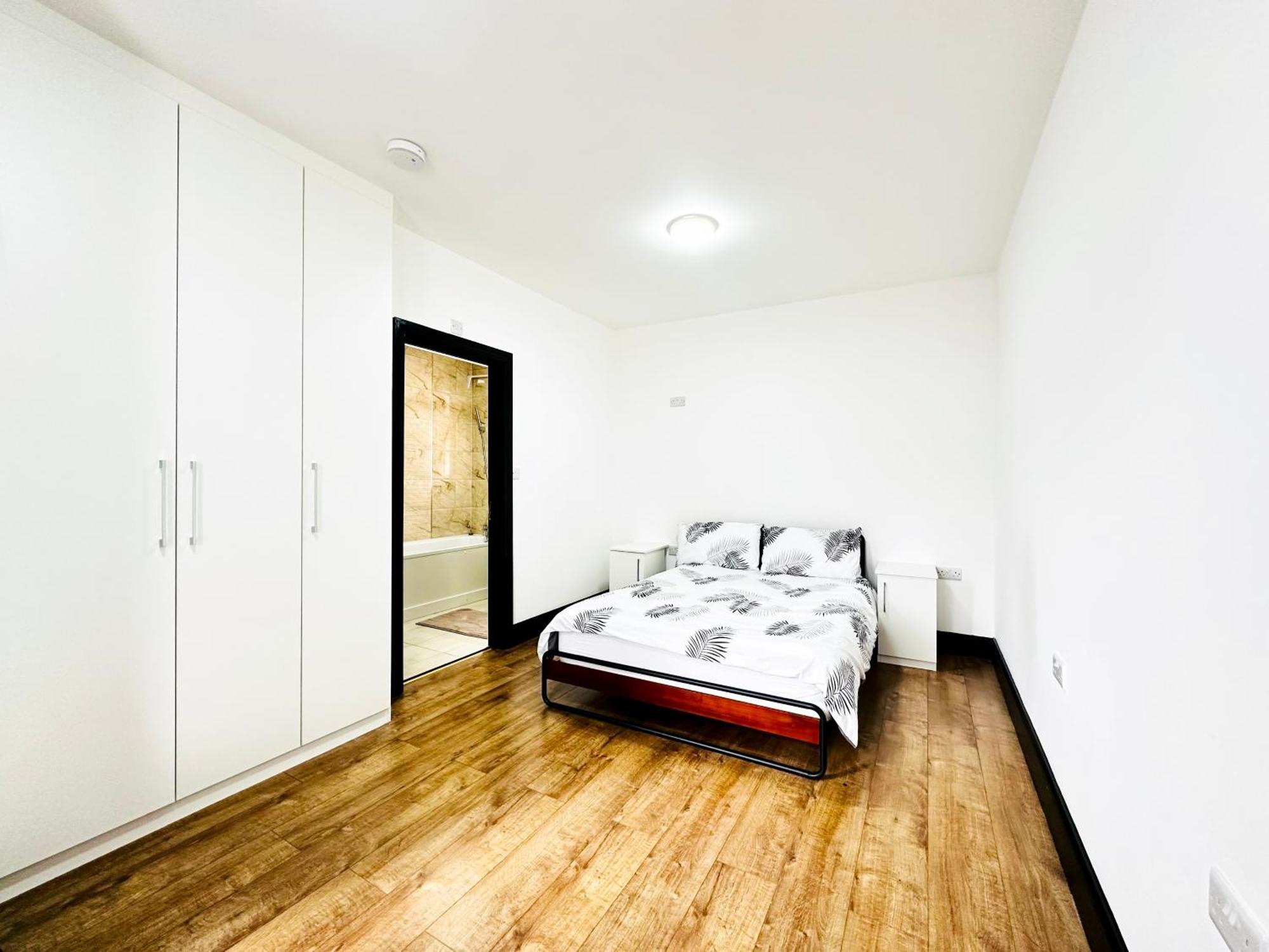 Apartment In East Ham,