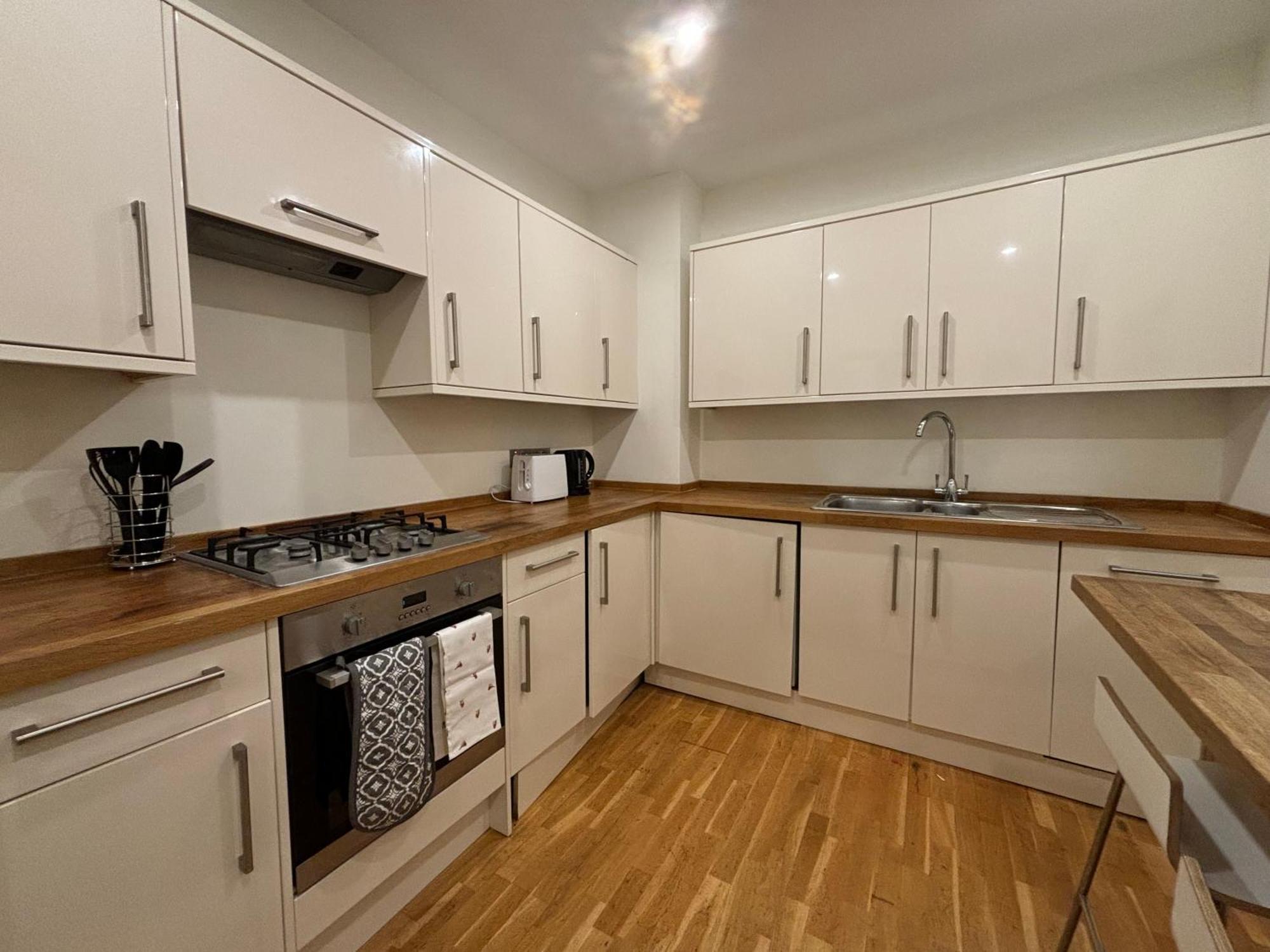 Fantastically Located 2bd Flat Kensington London