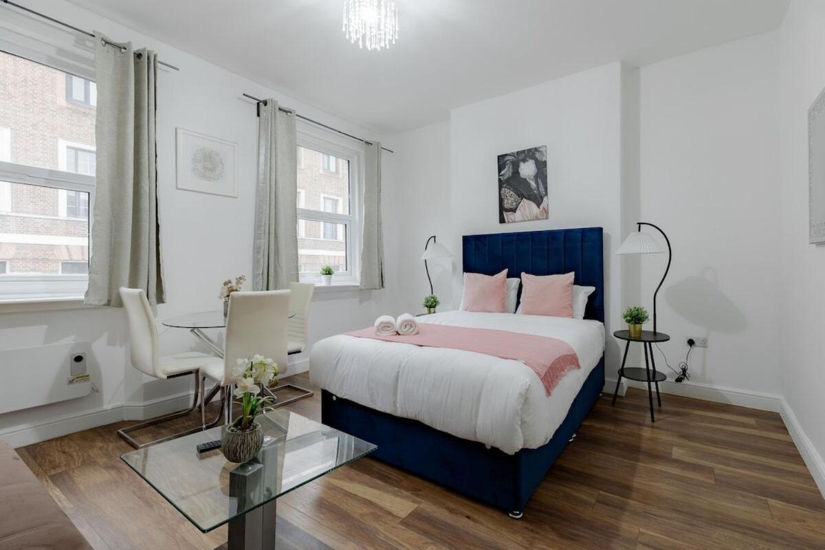Nestio - Paddington Serviced Studios! Apartment