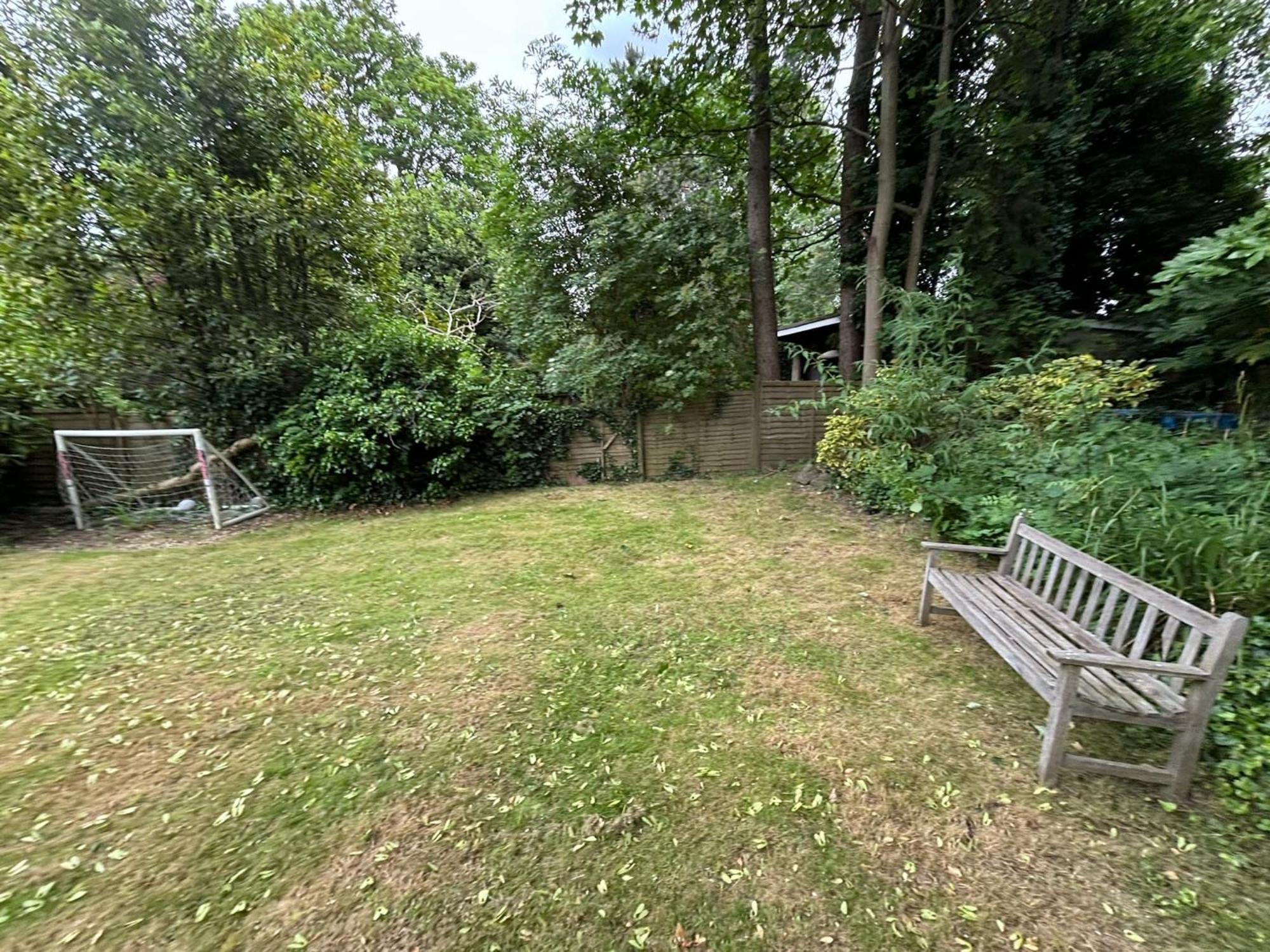 Beautiful 4 Bed In Hampstead With Garden & Parking London