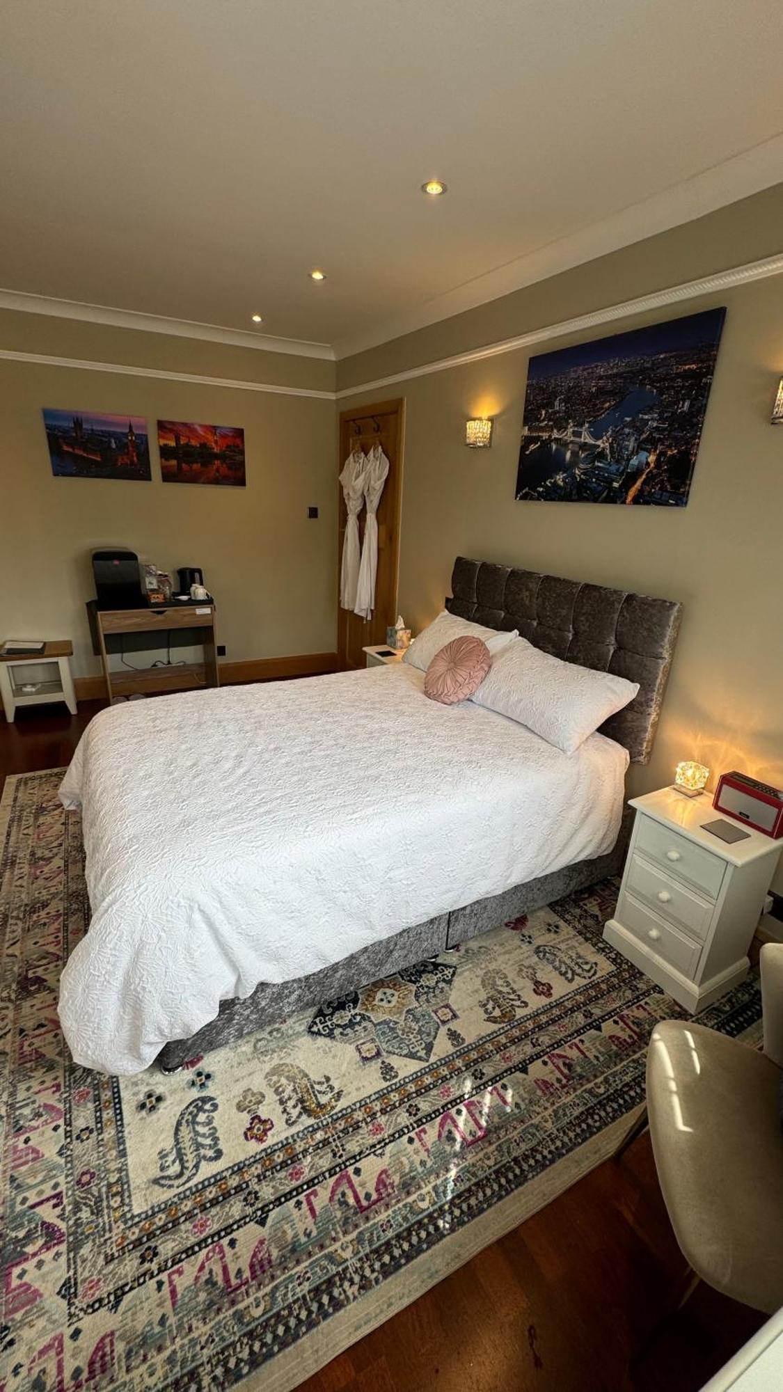 Homestay Stunning Double Bedroom Greenwich With Private Bathroom