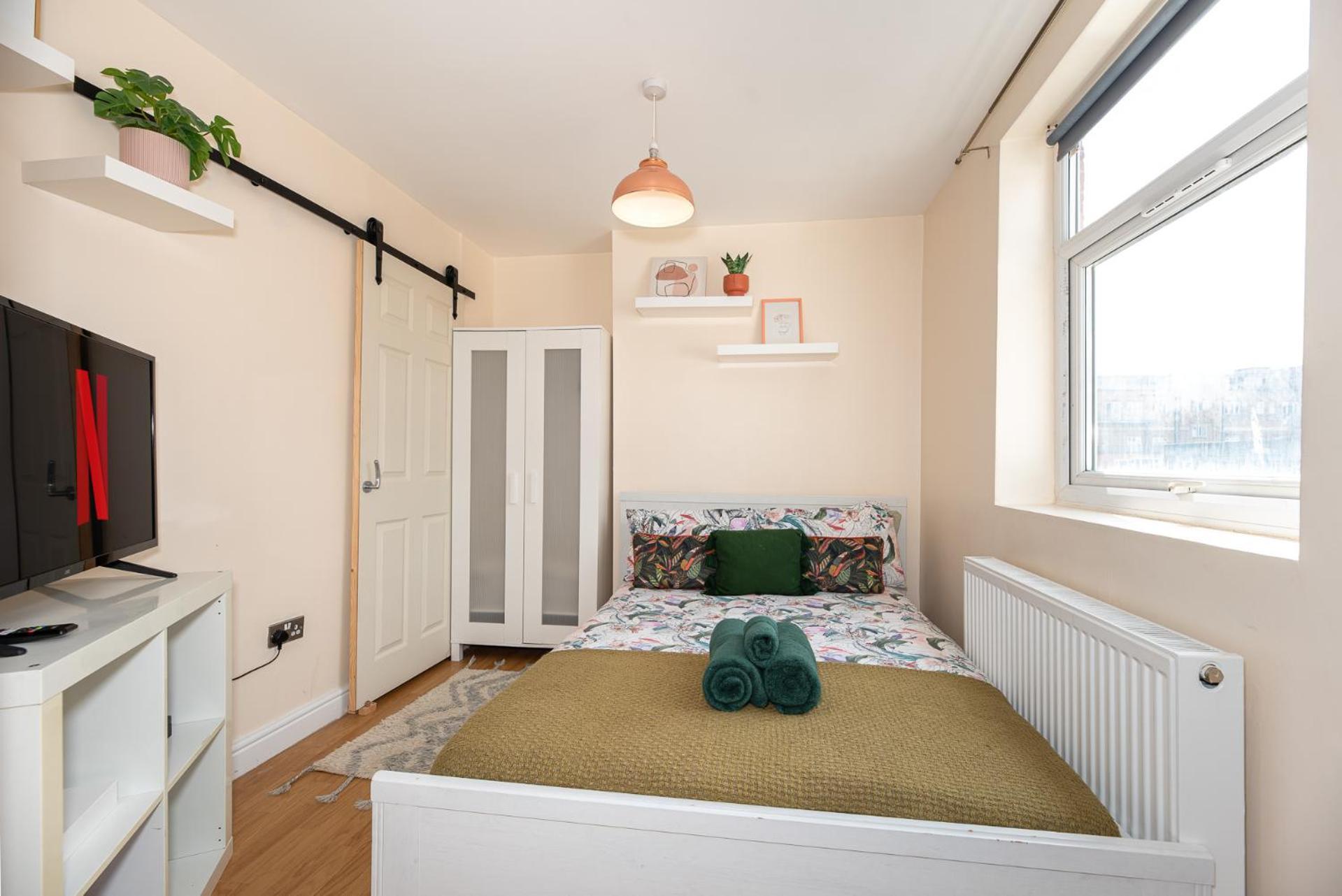 Apartment Lovely 3 Bedroom Flat , Aldgate, Tower Hill, Whitechapel *