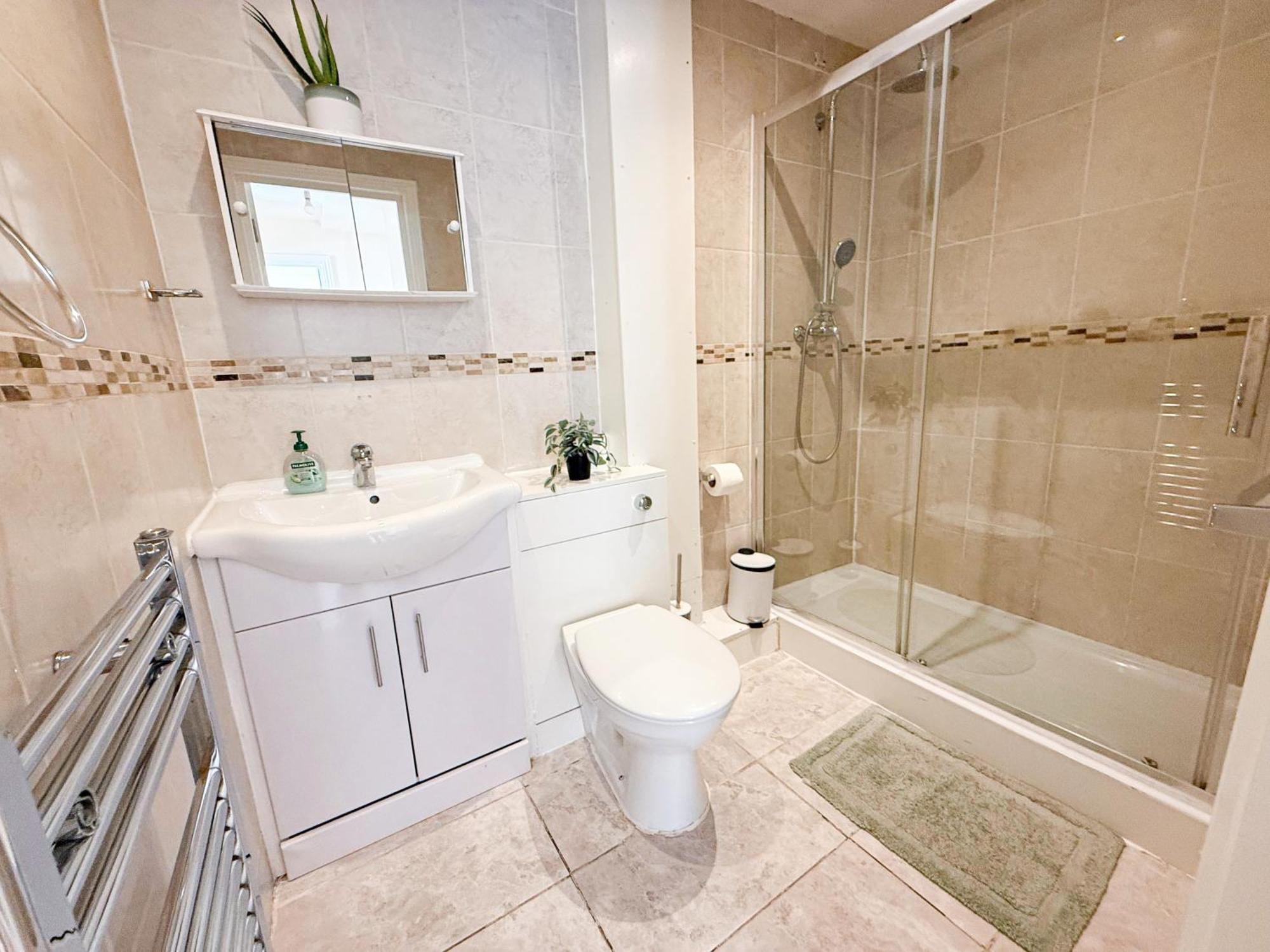Lovely 3 Bedroom Flat , Aldgate, Tower Hill, Whitechapel Apartamento Londres
