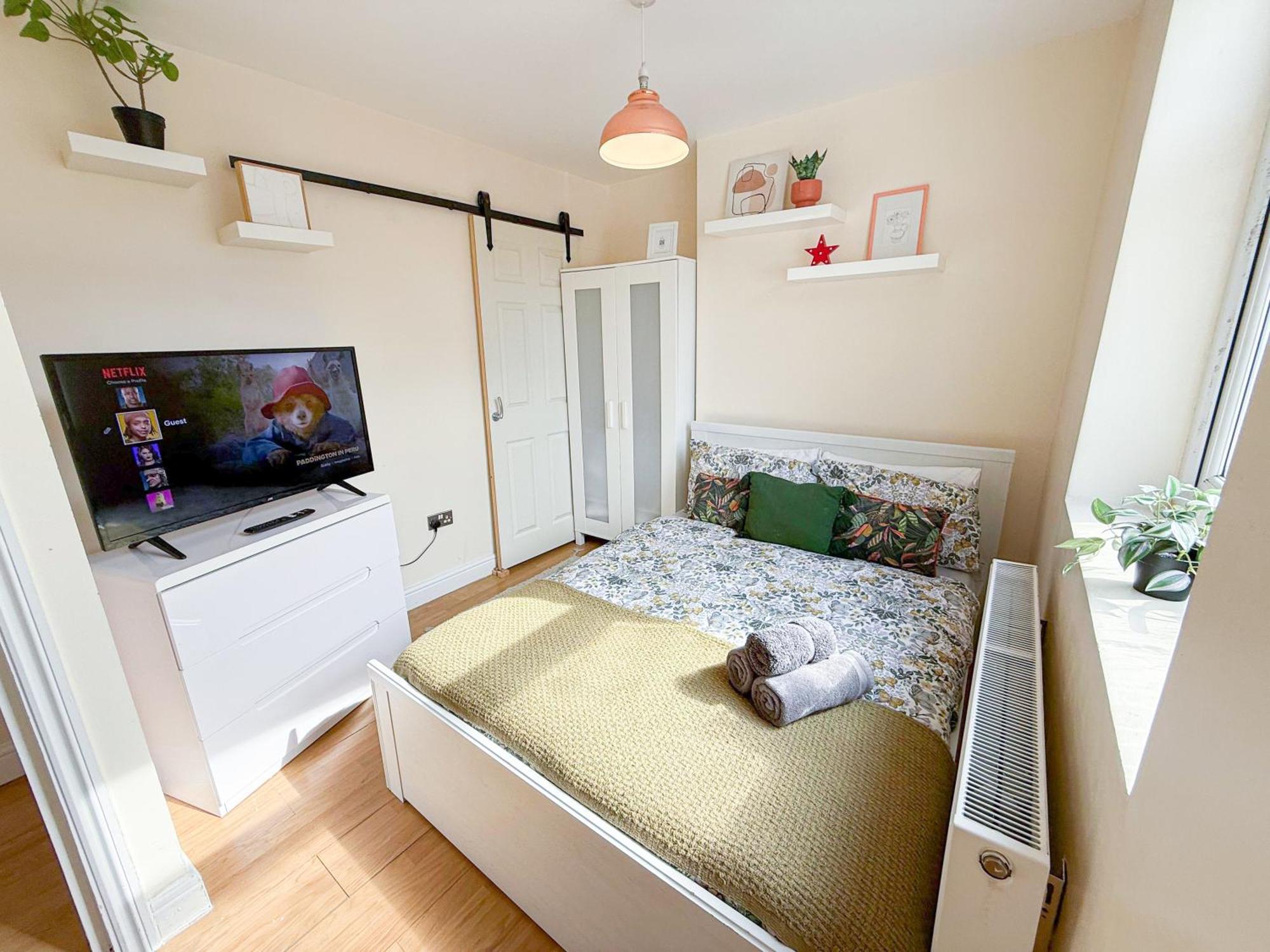 Lovely 3 Bedroom Flat , Aldgate, Tower Hill, Whitechapel