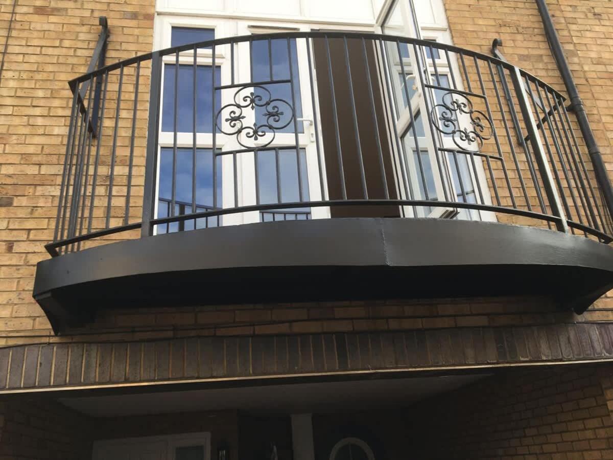 Modern Tower Bridge 3br House