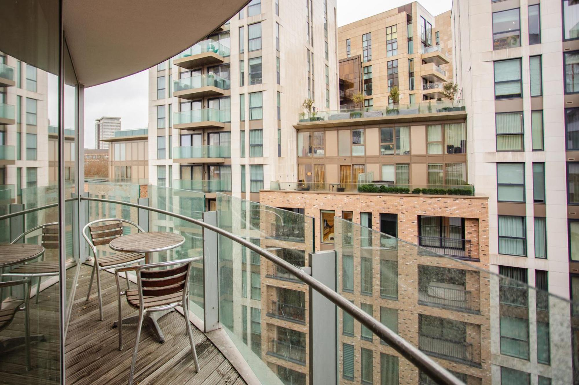 Modern 3 Bedroom In Paddington *