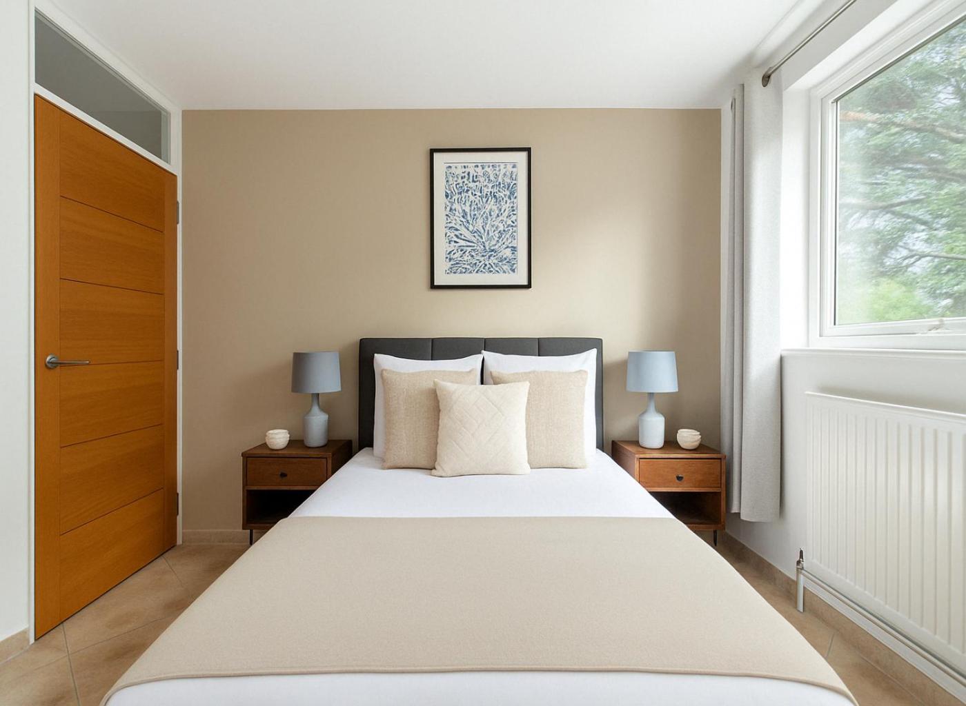 Hidden Gem In North - Spacious Flat With Garden Views *