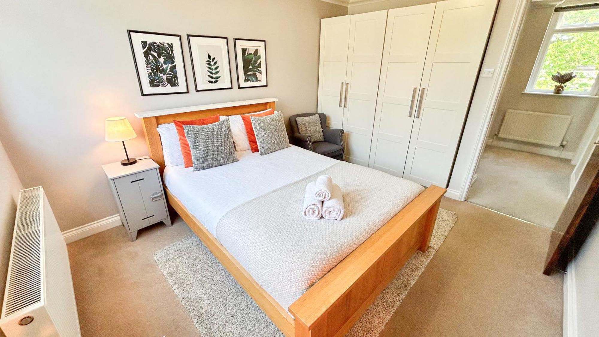 Lovely 4 Bedroom Flat With Ample Garden In Brondesbury, Kilburn Apartment London