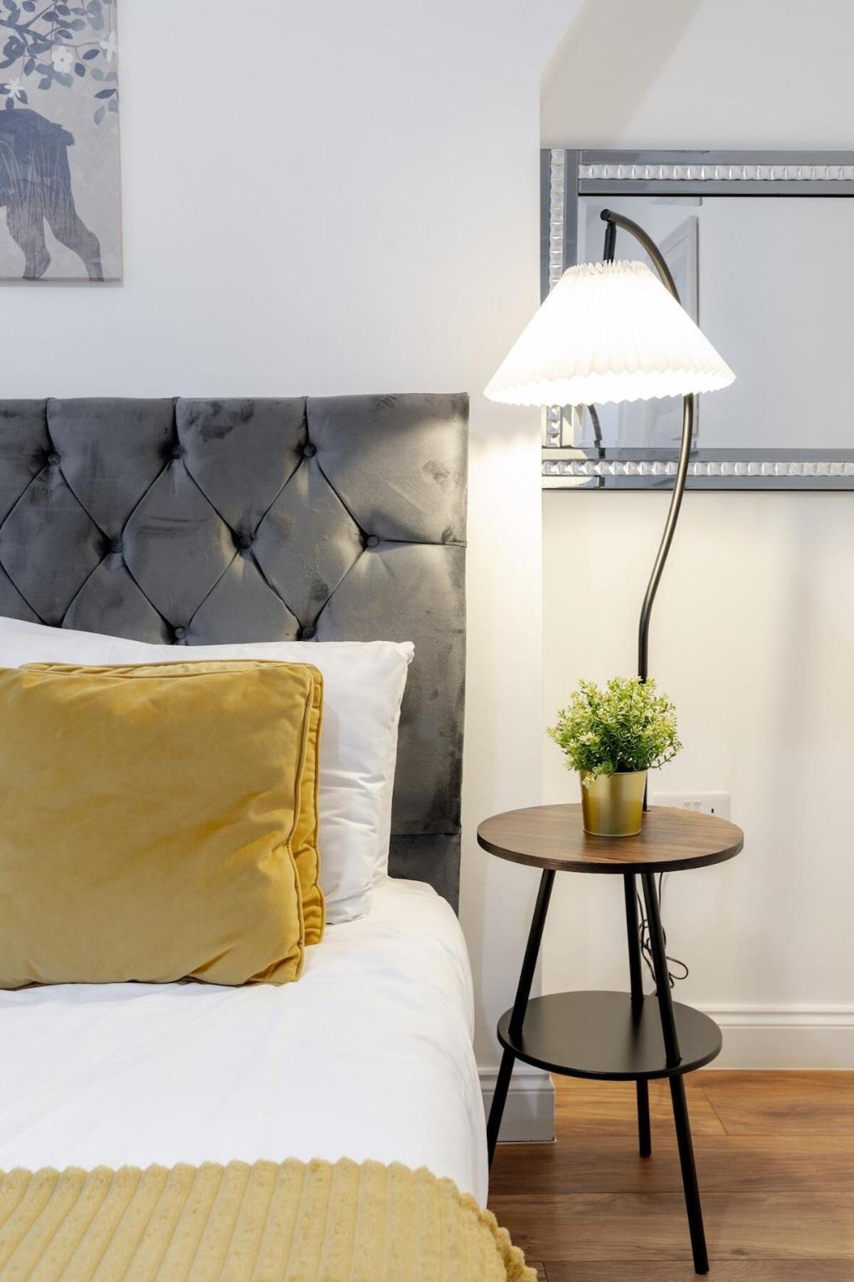 Nestio - Paddington Serviced Studios! Apartment