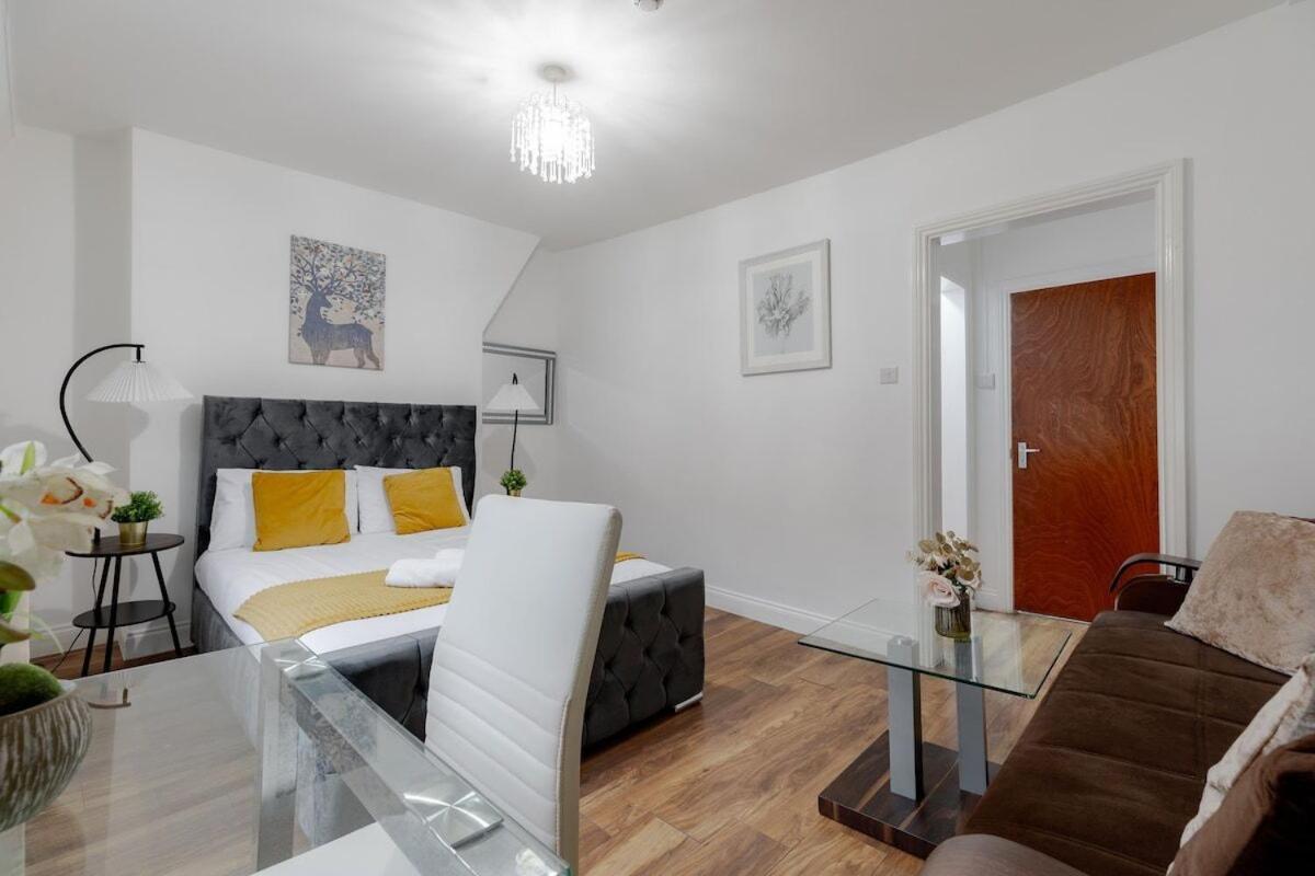 Apartment Nestio - Paddington Serviced Studios! *