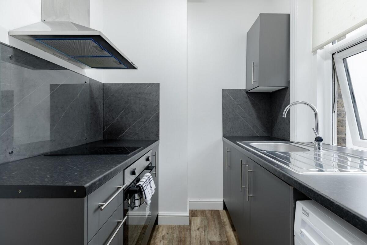 Apartment Nestio - Paddington Serviced Studios! London