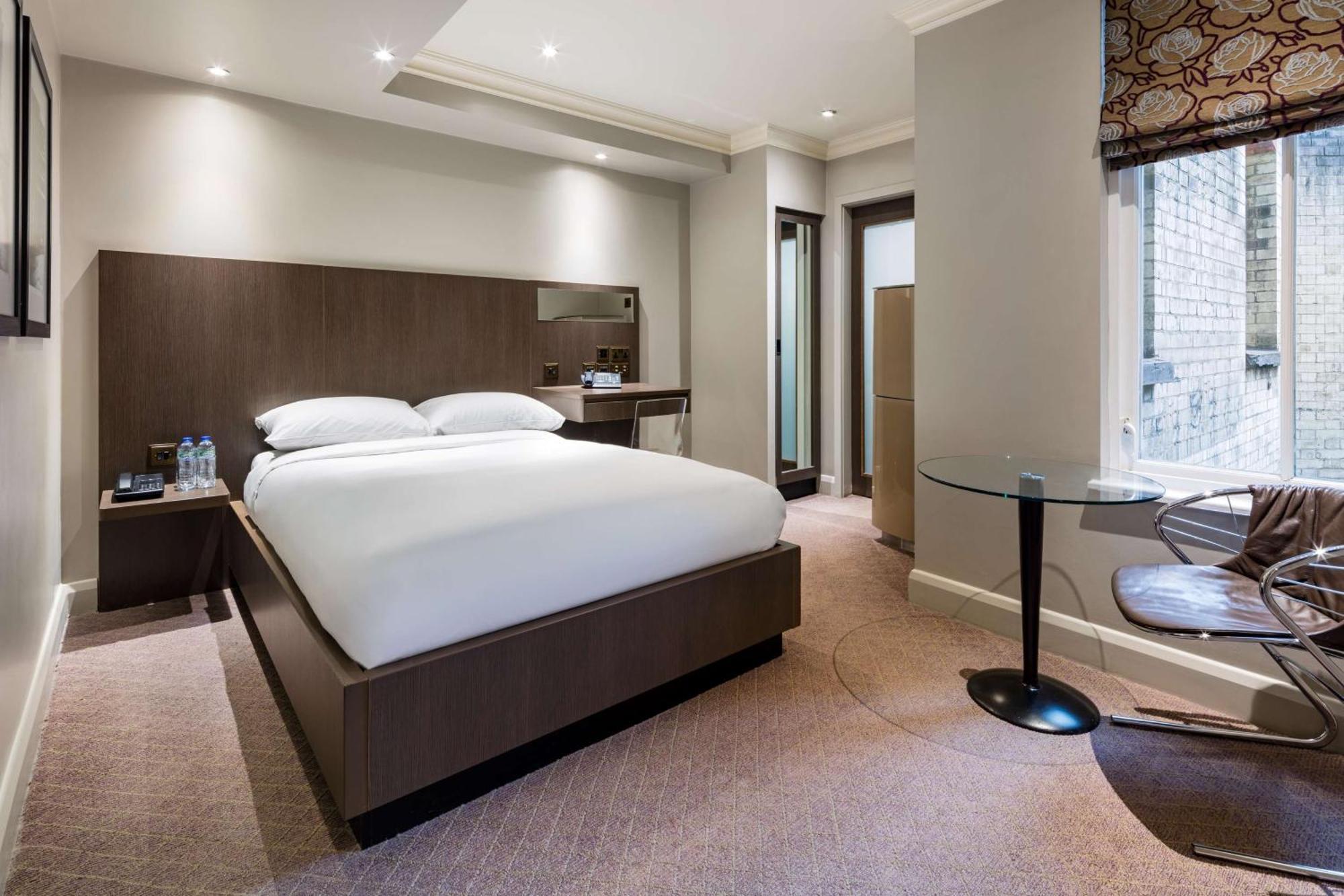 Radisson Blu Hotel, Bloomsbury 4*