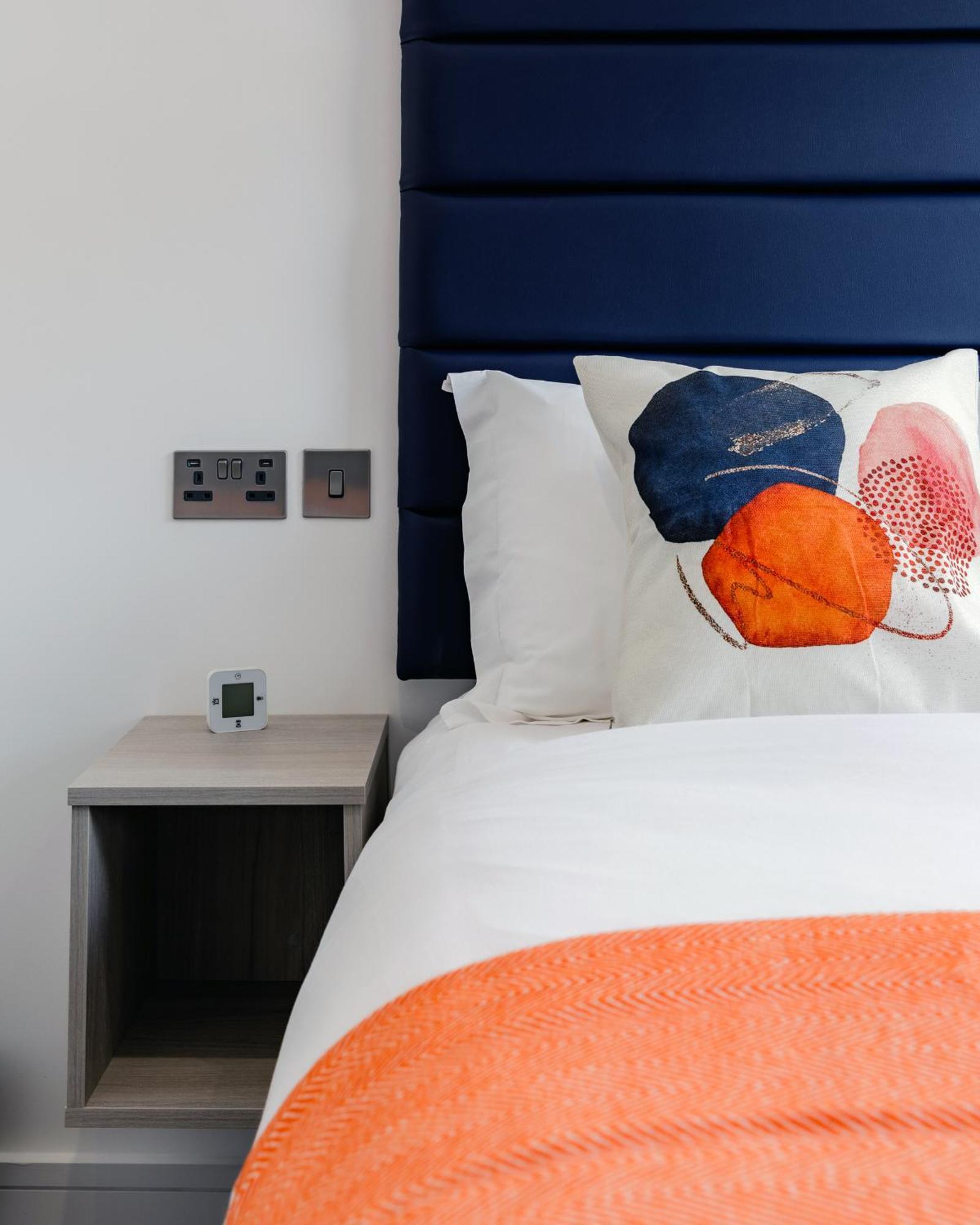 Upper Berkeley 3* London