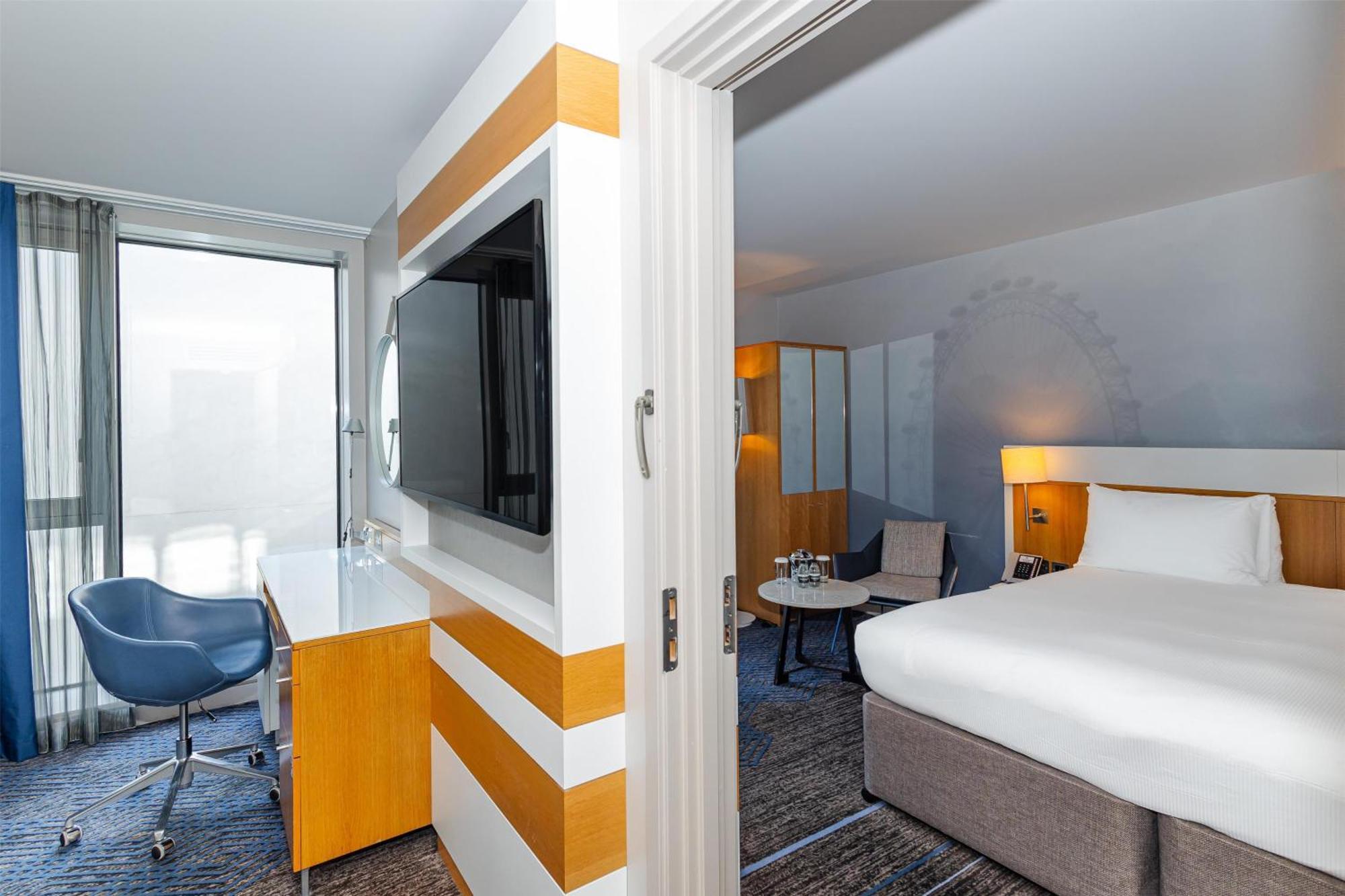 Doubletree By Hilton - Tower Of