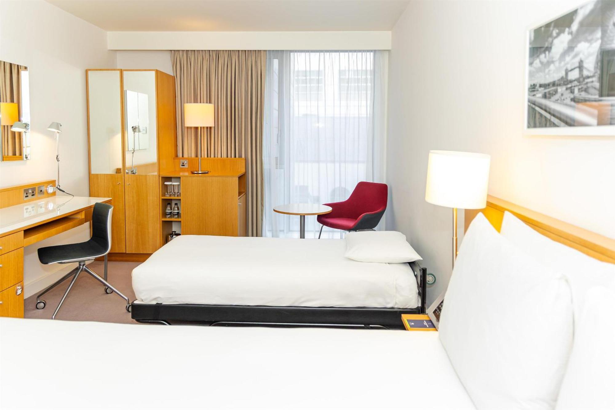 Hotel Doubletree By Hilton - Tower Of