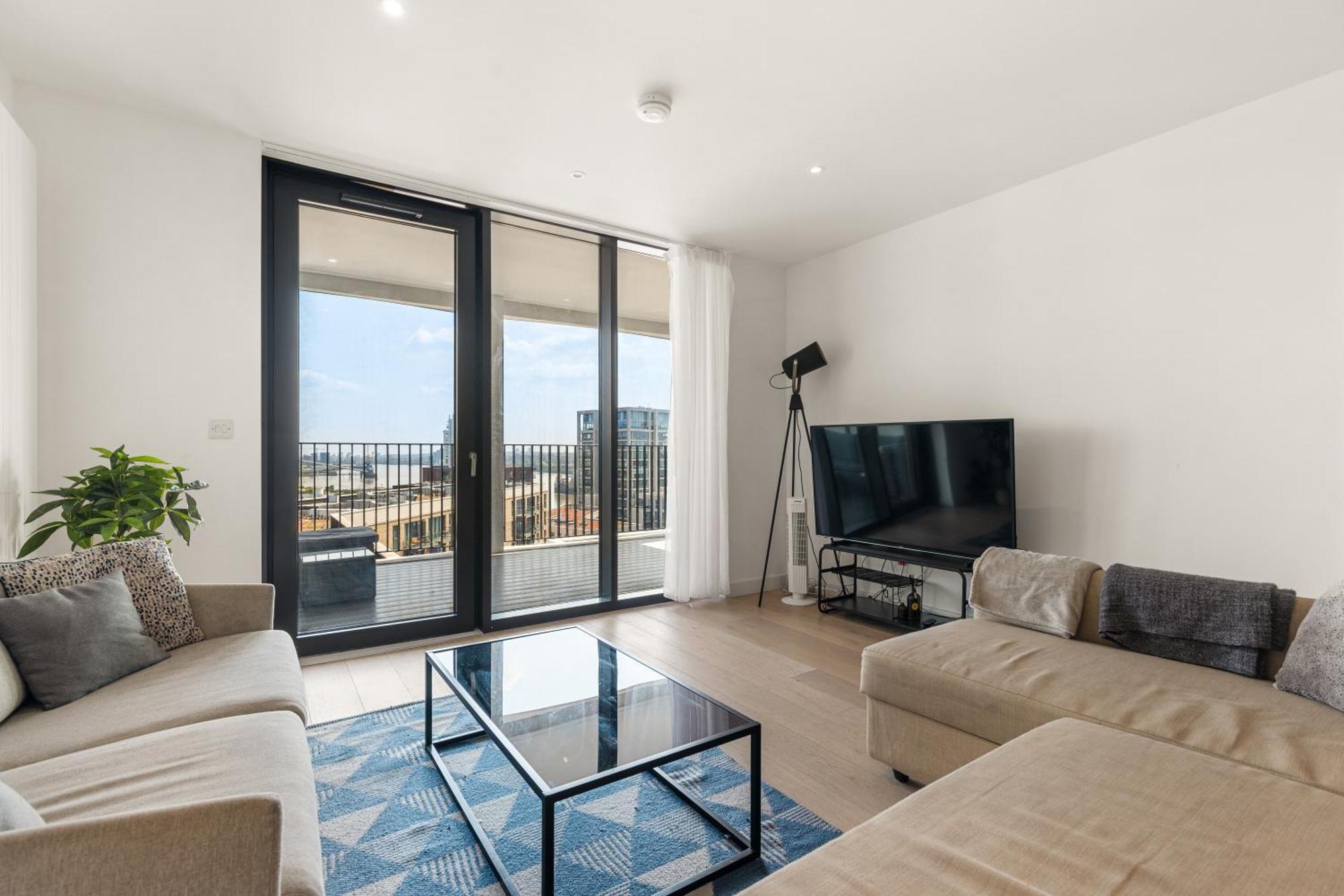 Spacious Modern 1 Bed Apartment. Apartment *