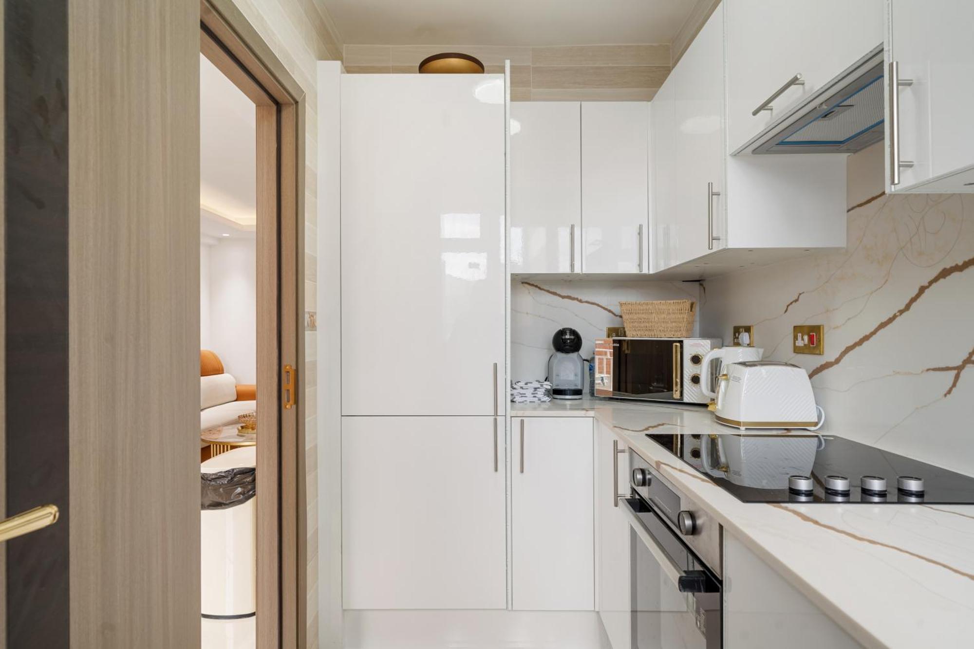 Opulent 2-bedroom In The Heart Of Mayfair H4 Apartment