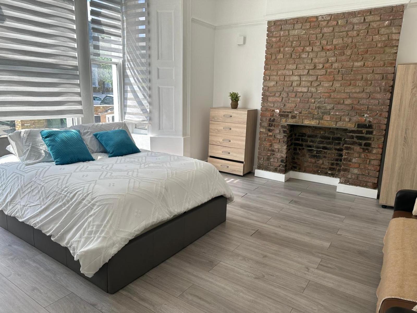Hotel Finsbury Park London