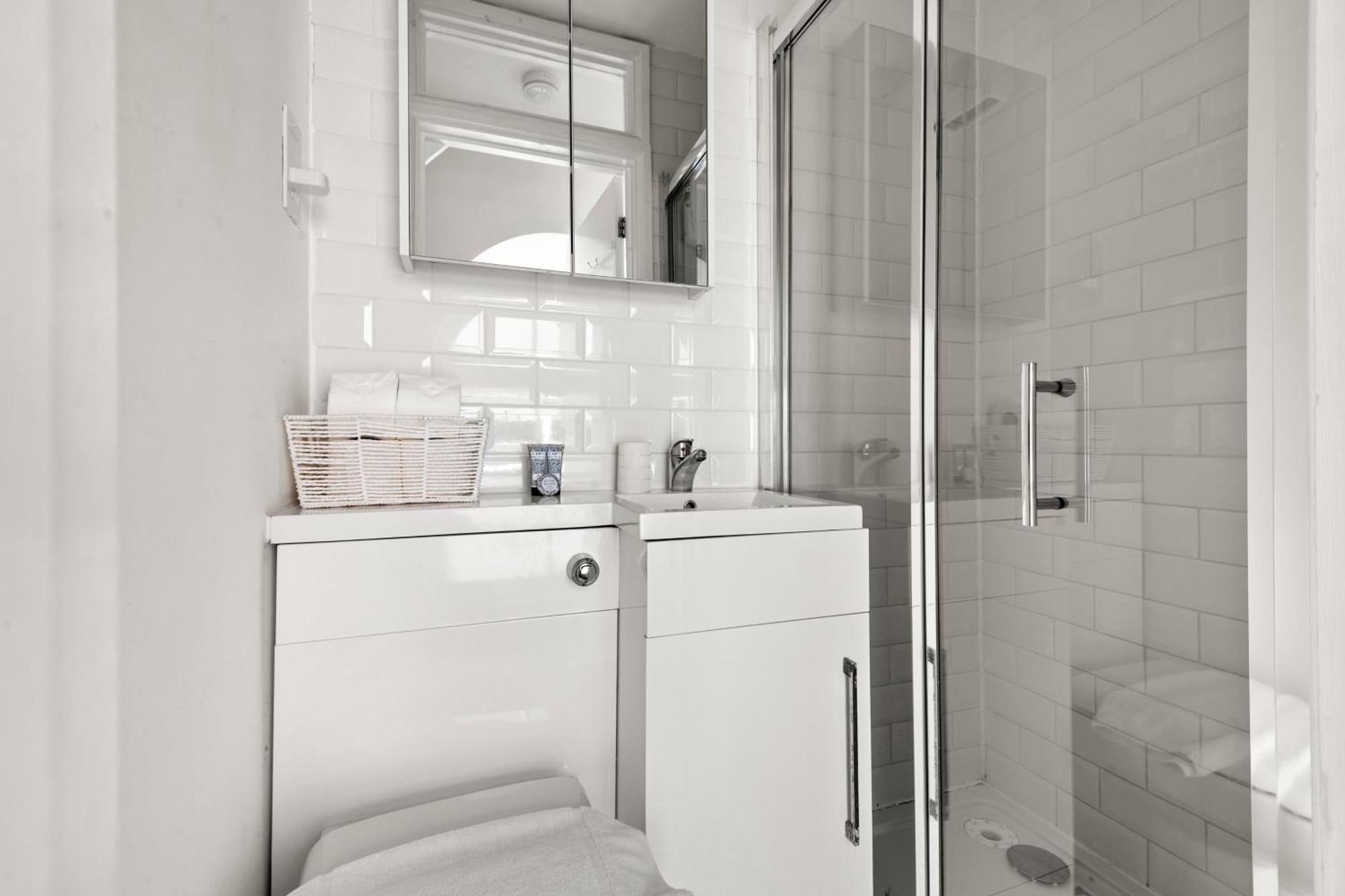 Stunning 2br With Wifi And Sleeps 5 In Paddington Apartment London