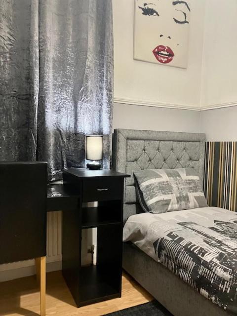 Comfy Rooms. Shared East Homestay.
