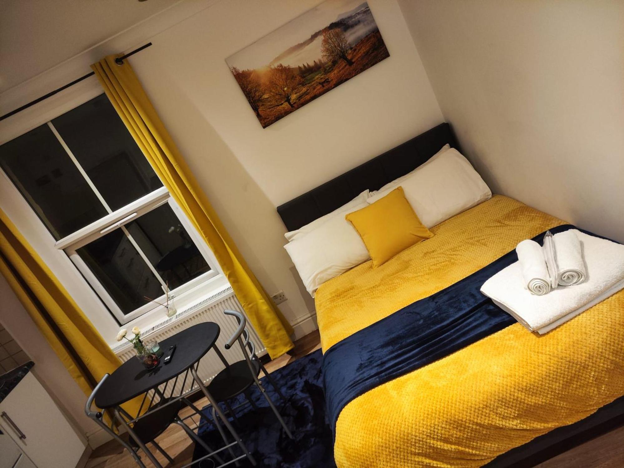 Apartment Elegant Spacious In *