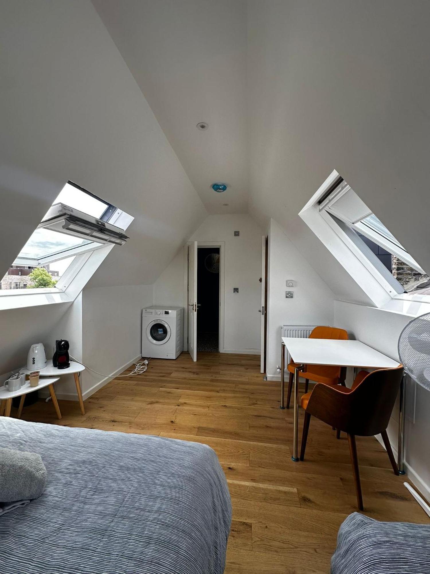 Keysan House 1 London