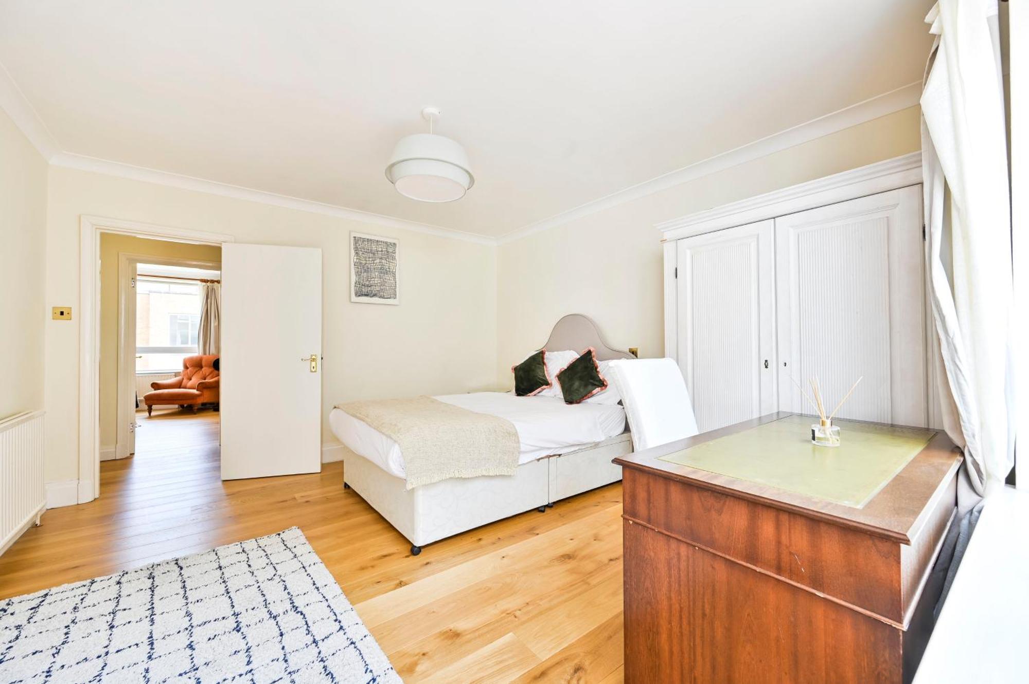 Bloomrooms@knightsbridge/hydepark * London