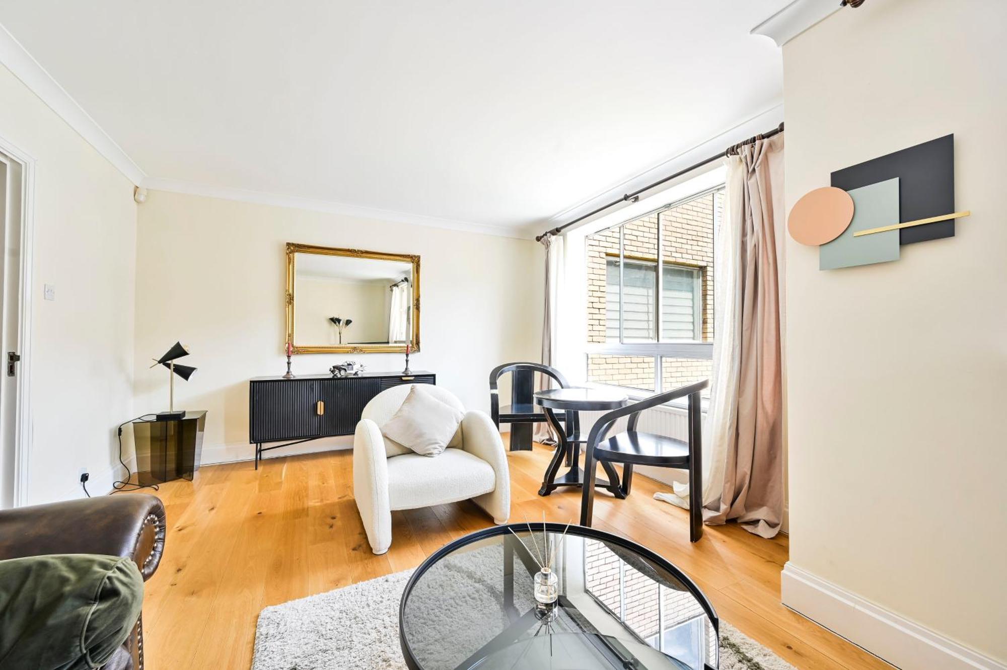 Bloomrooms@knightsbridge/hydepark London