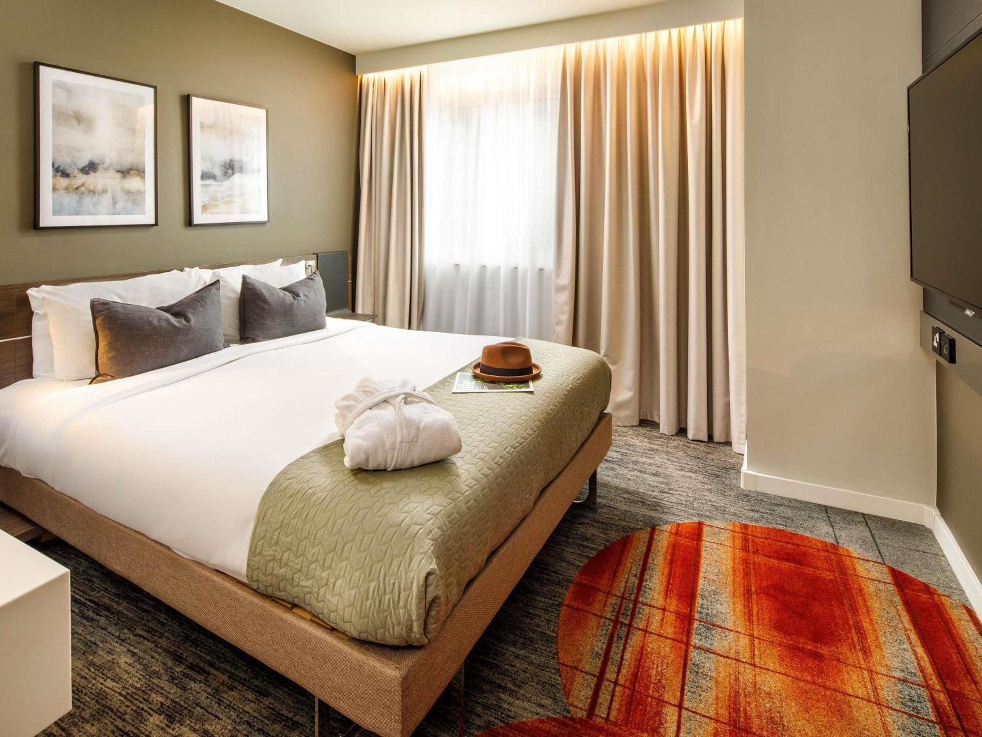 Novotel Bridge Hotel