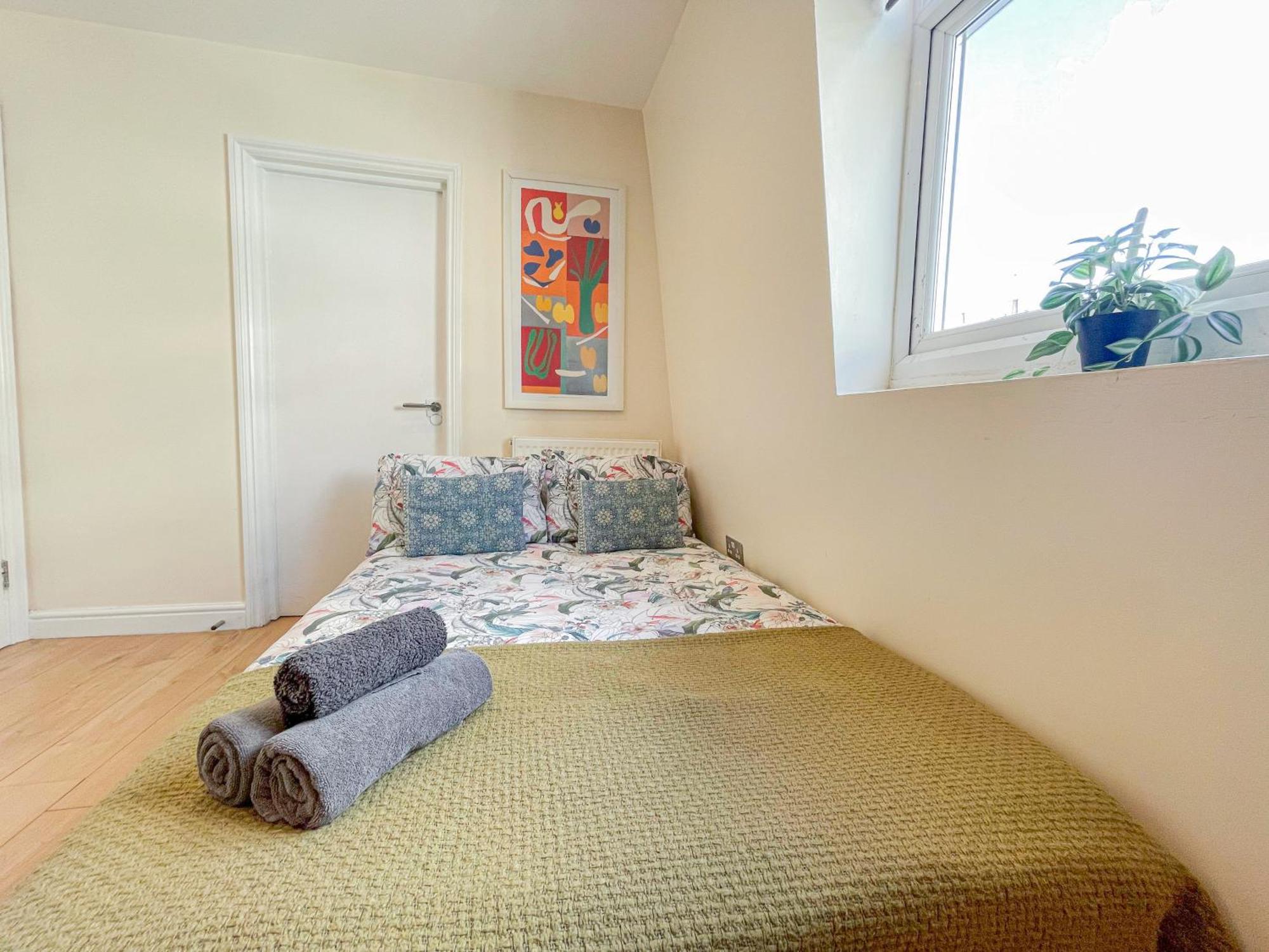 Apartment Lovely 3 Bedroom Flat , Aldgate, Tower Hill, Whitechapel London