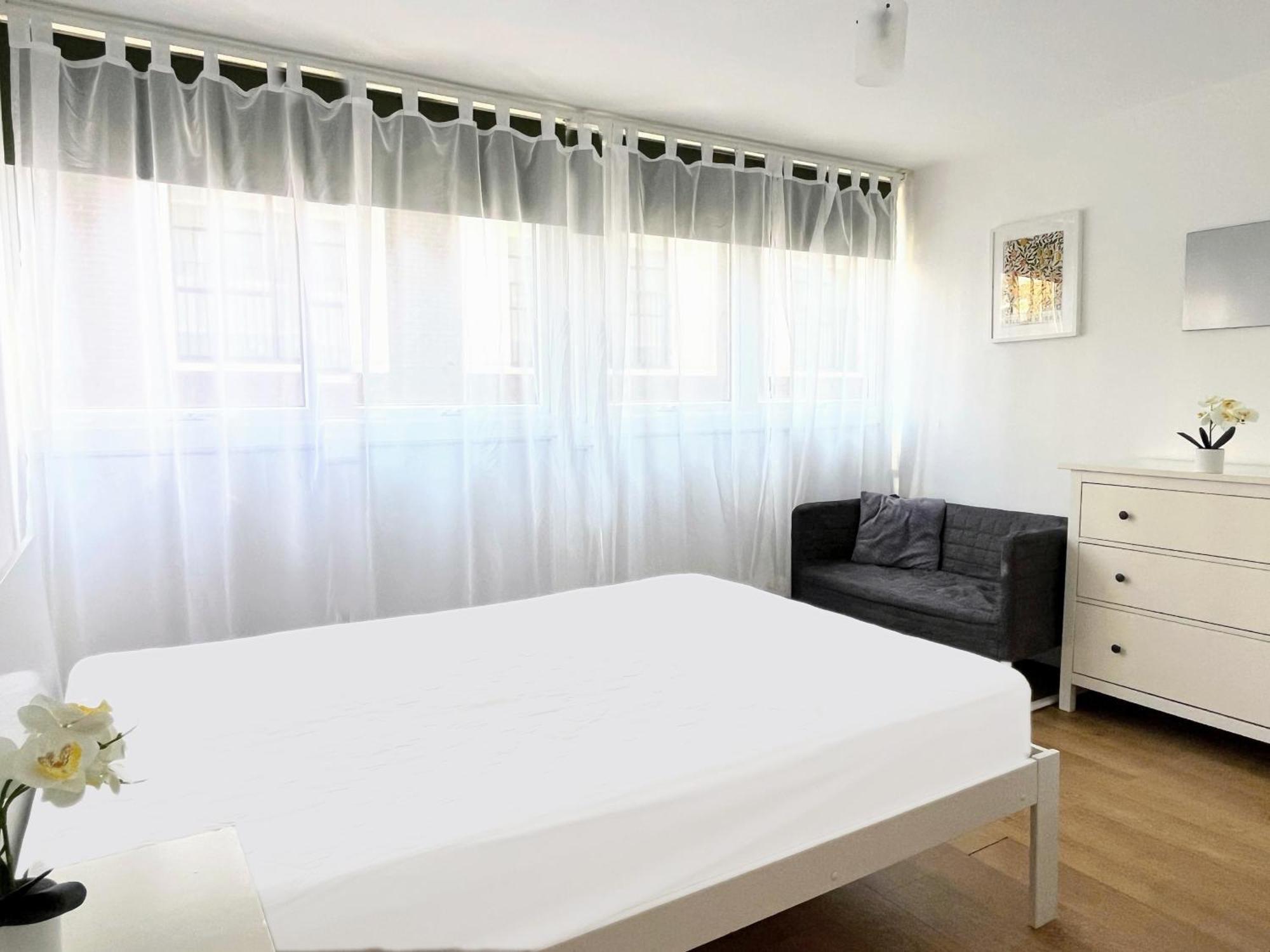 Fab 3-Bed 2-Bath Oxford Street, Regents Park, Fitzrovia W1 Apartamento