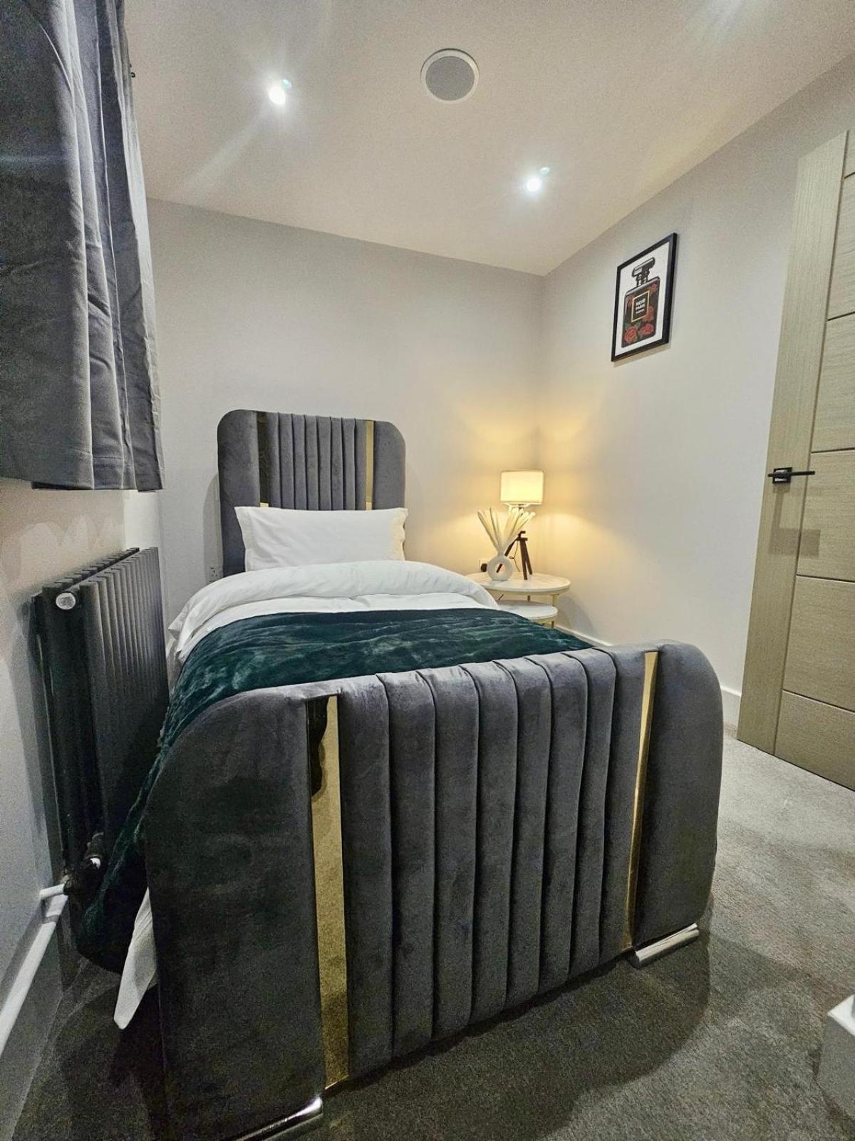 Coach House *