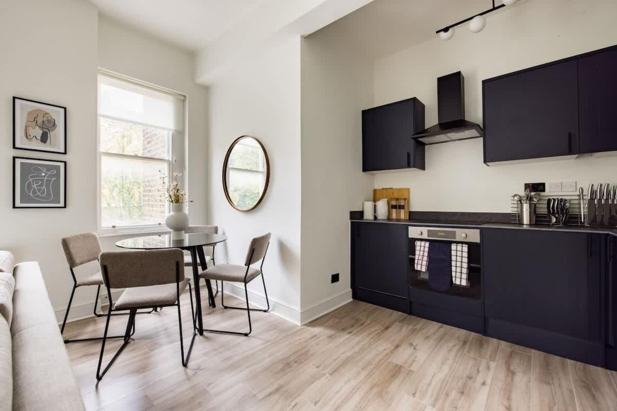 Apartment The Kensington And Chelsea Classic - Glamorous 2bdr Flat *