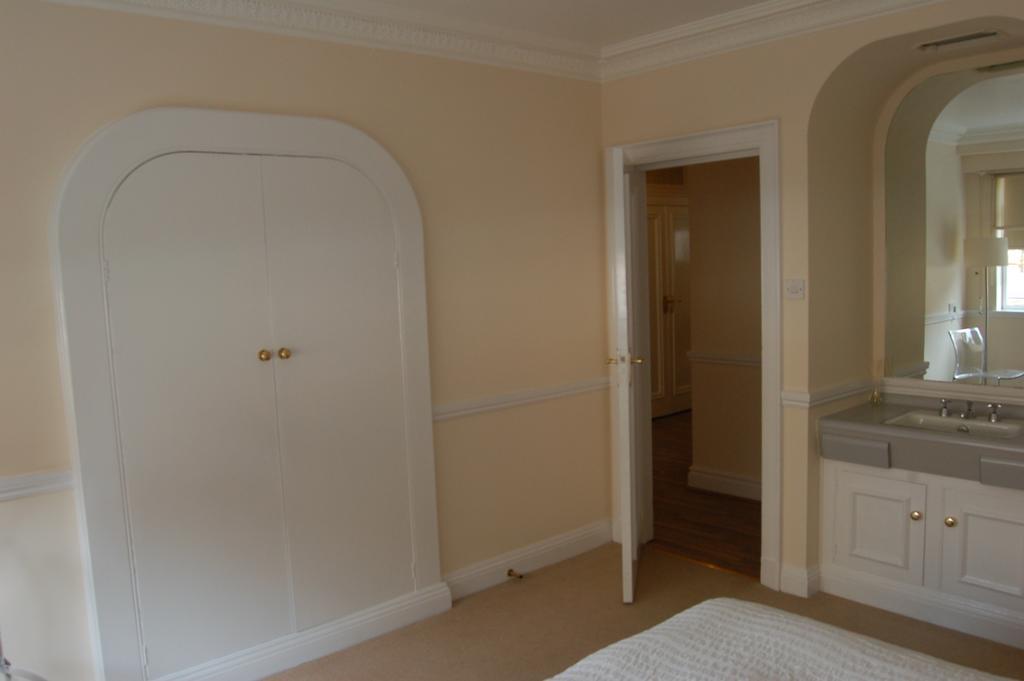 The Elegant Mayfair * London
