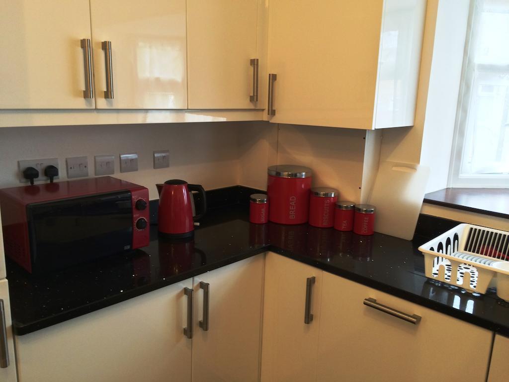 Globe City Apartment London