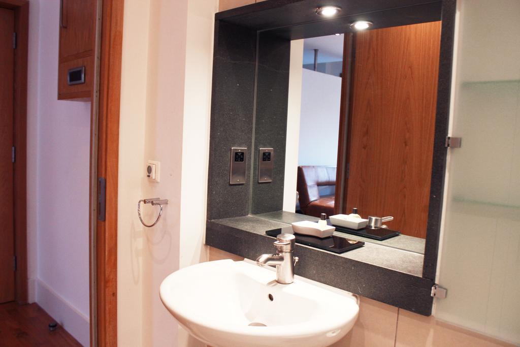 Uber Trafalgar Apartment *
