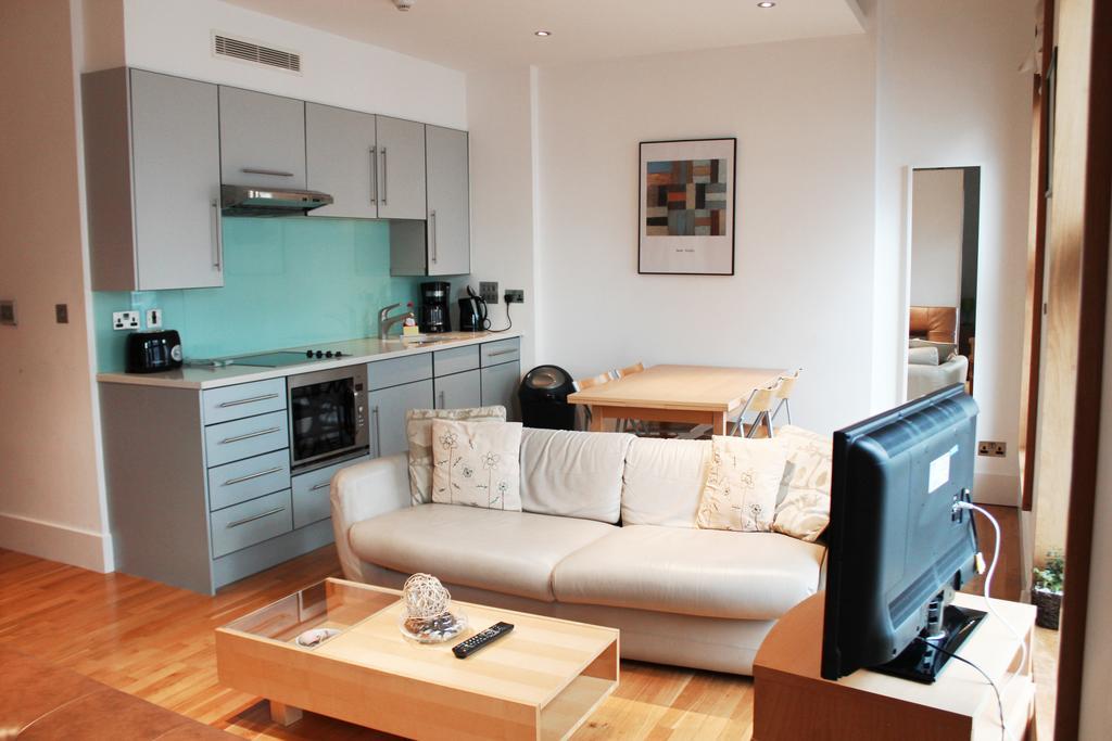 Uber Trafalgar Apartment *