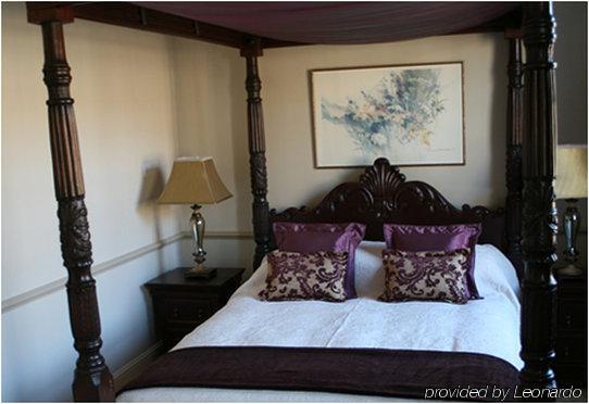 Lord Milner 5* London