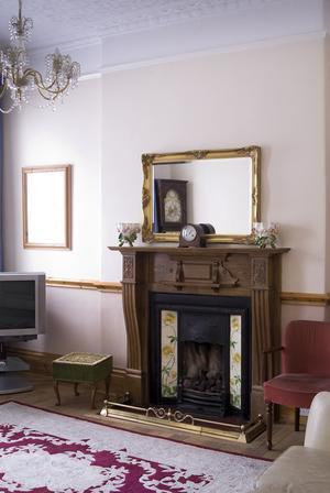 Mentone - 3* London