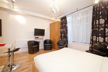 Milestone Hotel 4*