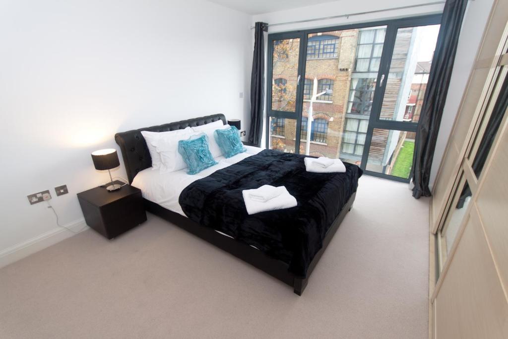 Bridge In Southwark Apartment London