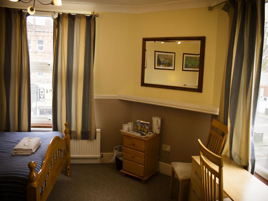 Cricklewood 2*