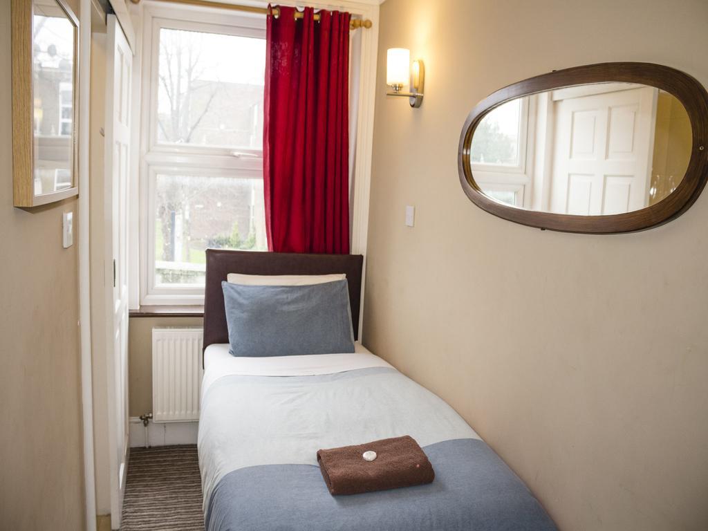 Hotel Cricklewood 2*