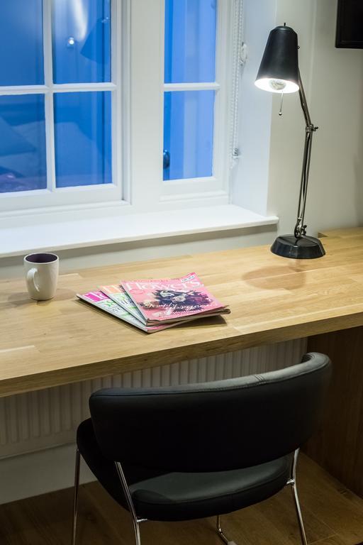 Eson2 / The York Street Nest * London
