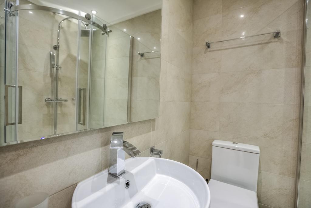 Apartamento Eson2 / The York Street Nest *