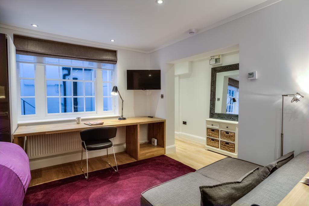 Eson2 / The York Street Nest * London