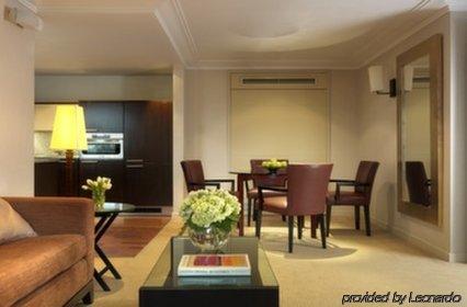 Aparthotel Cheval Phoenix House At Sloane Square 5*